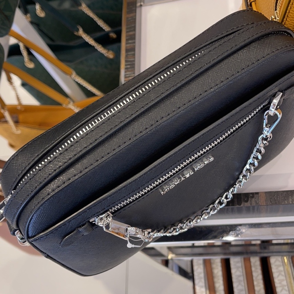 Michael Kors Jet Set Item Large East West Zip Chain Black Crossbody Bag
leather